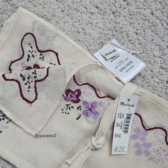 Madewwll Embroidered Bandana - Picture 6 of 6